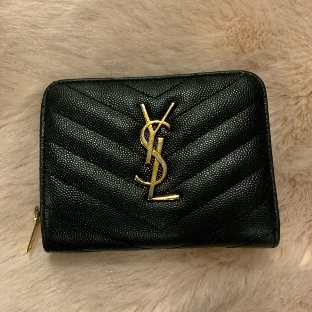 Saint Laurent YSL Monogram Credit Card In Grain De Poudre Embossed Leather